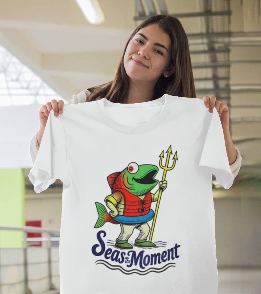 Seas The Moment Humpy Salmon Holding Trident Seattle Mariners MLB Baseball Fan Apparel T-Shirt