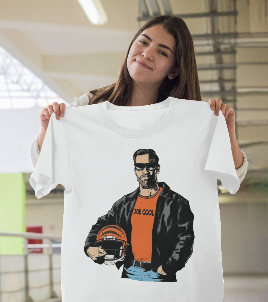 Joe Cool Cincinnati Bengals NFL Vintage Joe Burrow Helmet T-Shirt