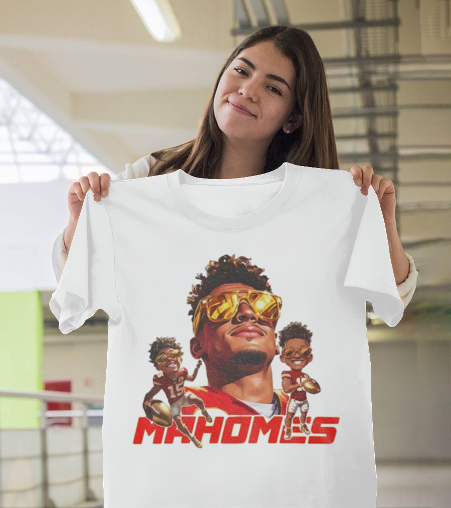 Patrick Mahomes Kansas City Chiefs Football Player Caricature Mahomes 2025 T-Shirt