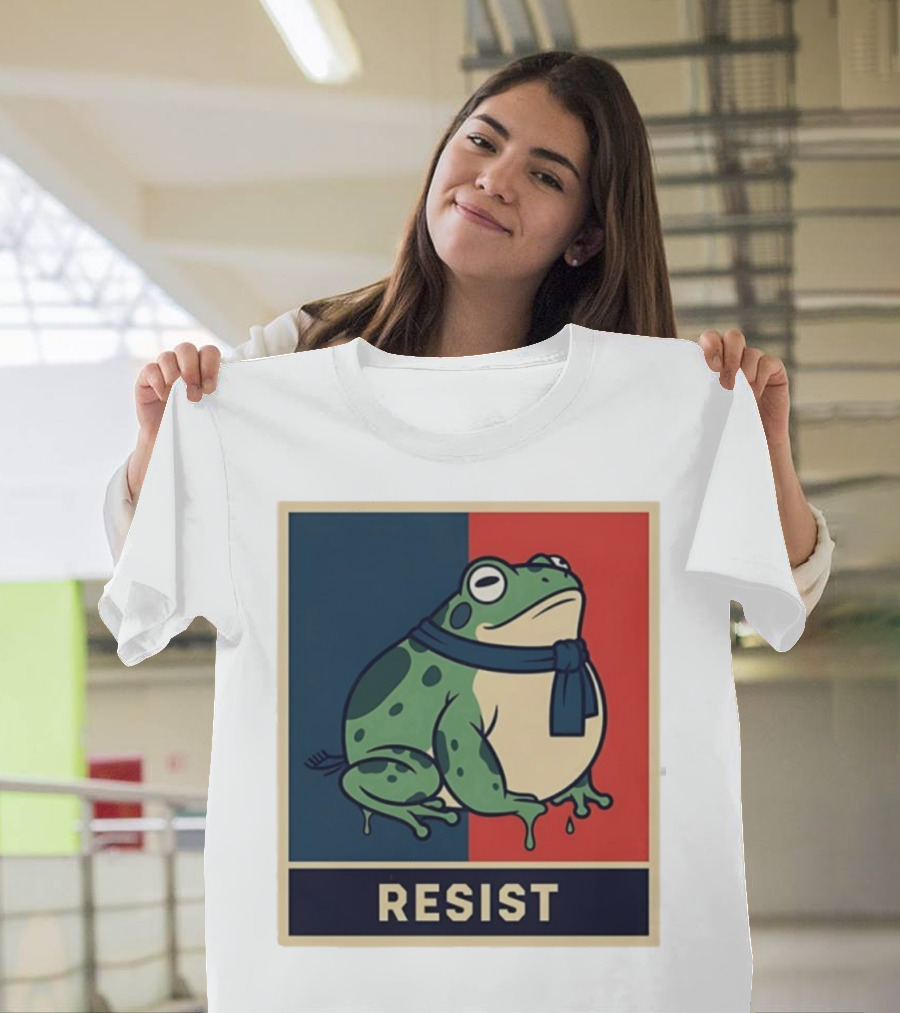 Portland Frog Protest Resist Activist Retro Style T-Shirt