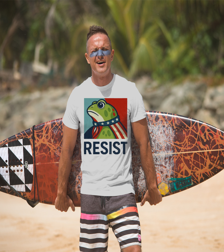 Resist Portland Frog Patriotic Stars And Stripes Retro Art T-Shirt