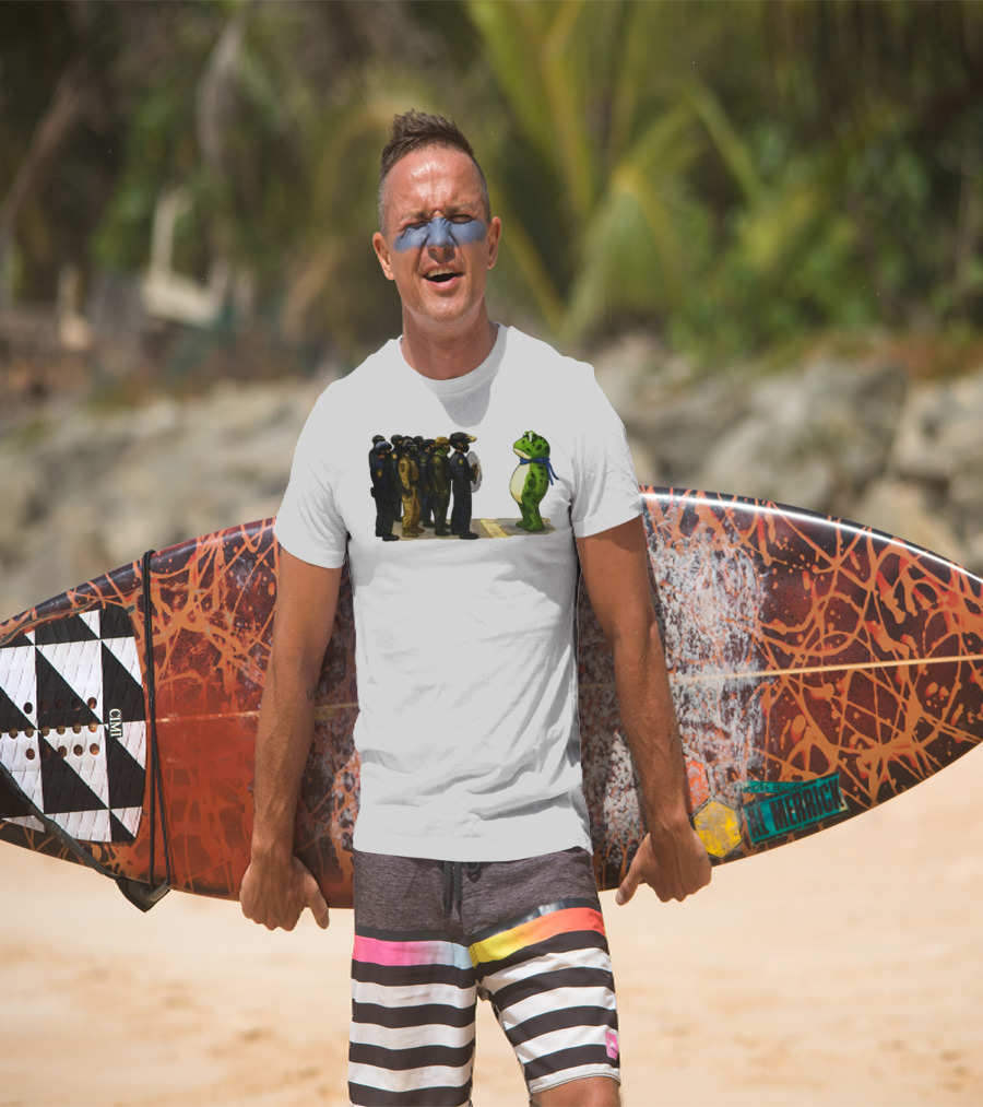 Portland Frog Protest Against ICE Deportation Resistance T-Shirt