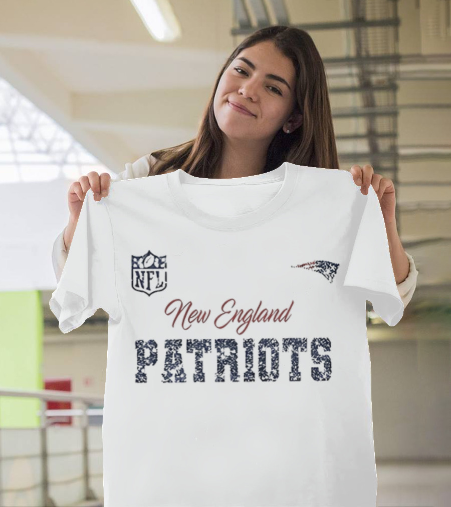 New England Patriots Girls I Am Who I Am Your Approval Isn't Needed NFL T-Shirt