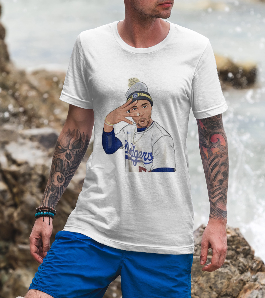 Mookie Betts Los Angeles Dodgers Pom-Pom Beanie Baseball 2024 T-Shirt