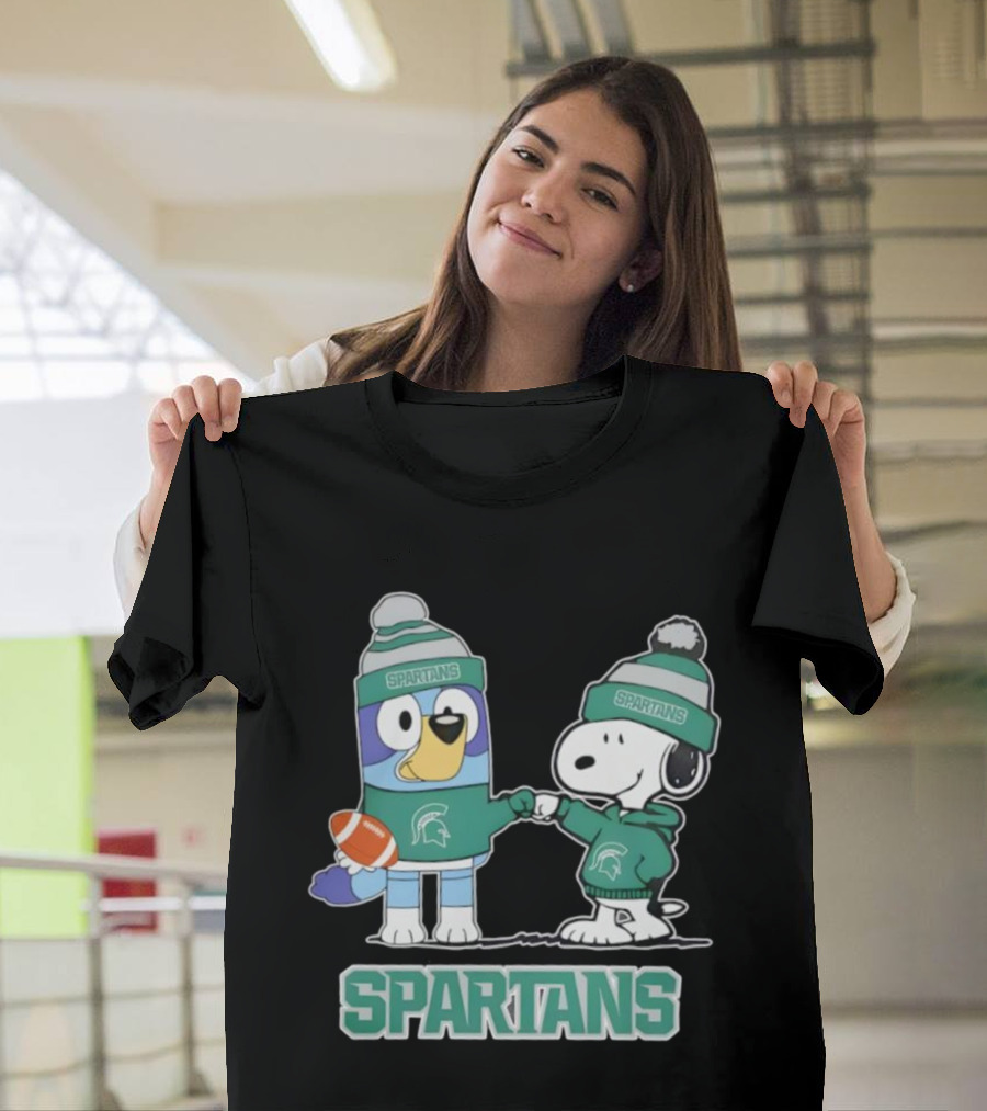 Snoopy And Bluey Fist Bump Michigan State Spartans Football T-Shirt