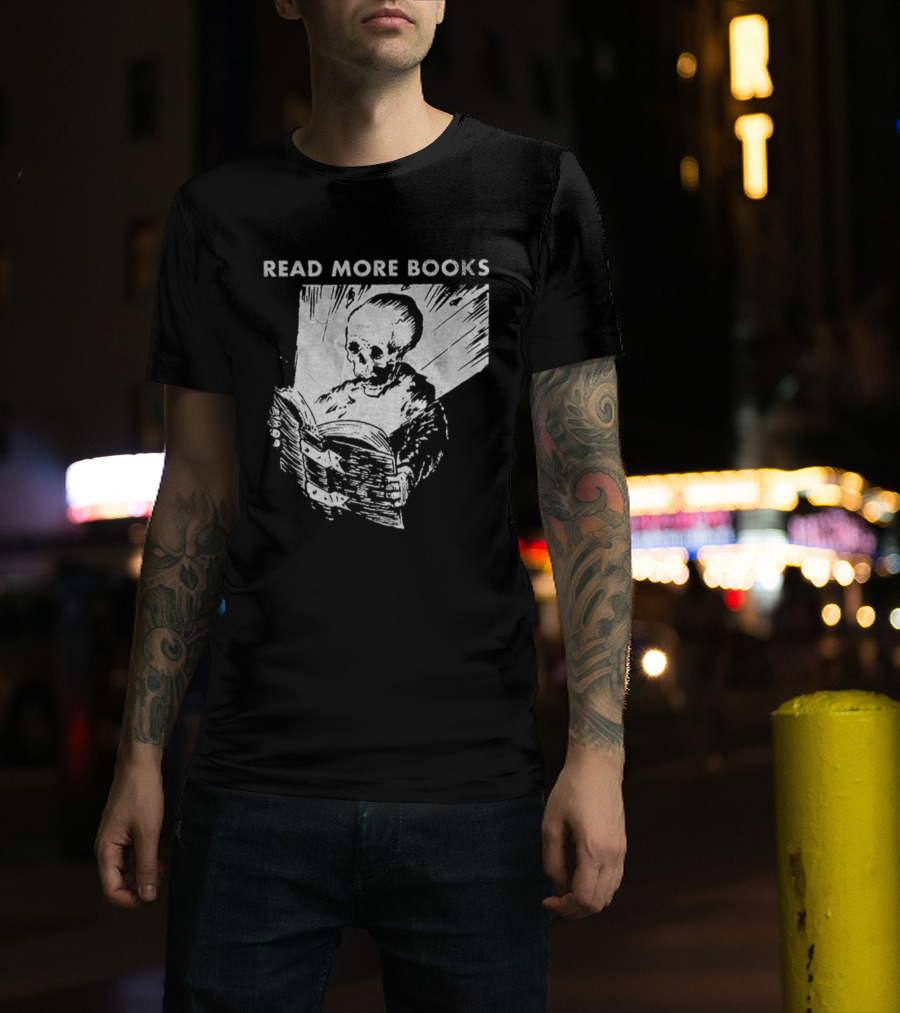 Read More Books Skeleton Vintage Style T-Shirt