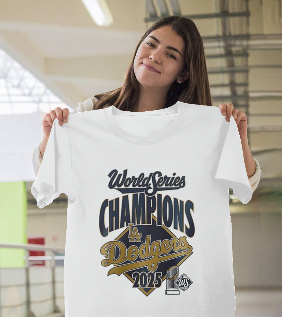 Los Angeles Dodgers 2025 World Series Champions Team Signature T-Shirt