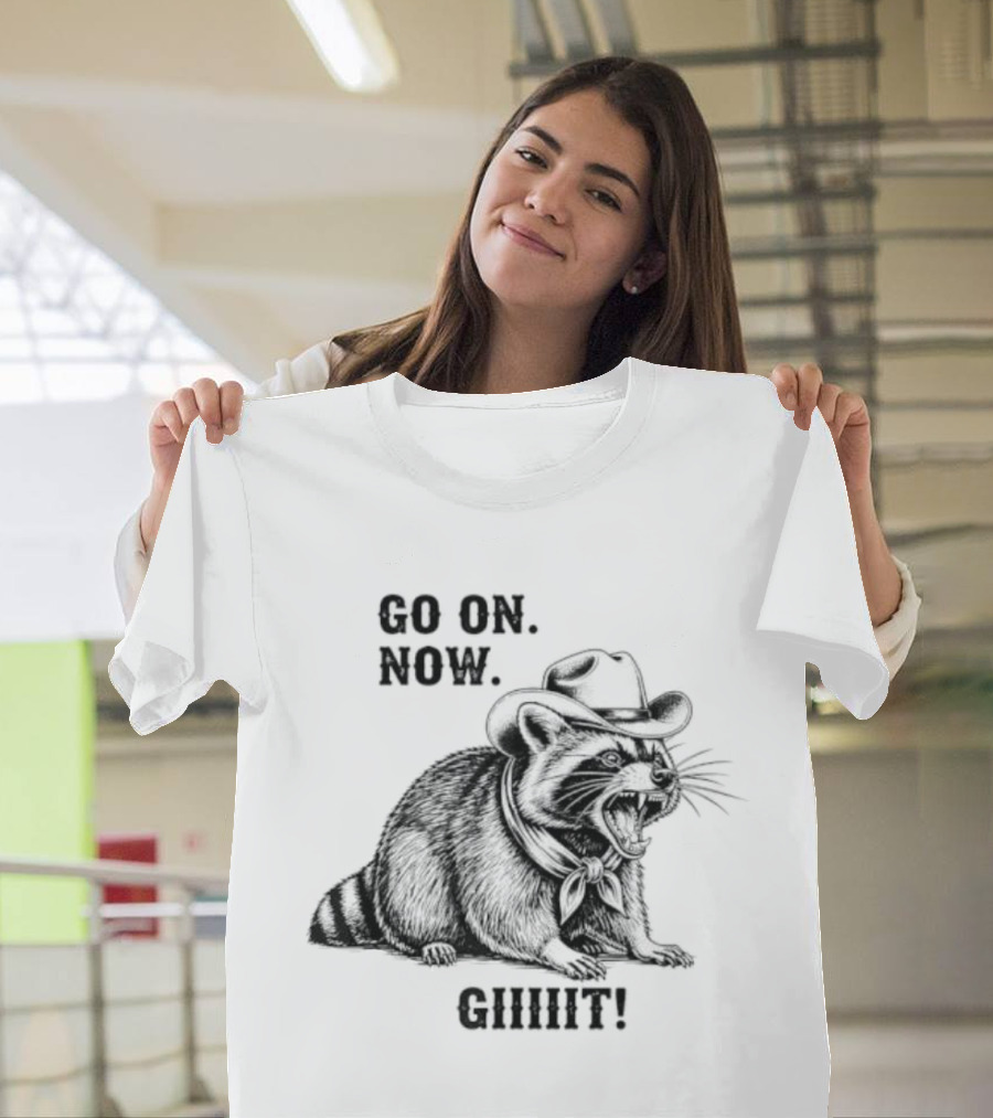 Vintage Cowboy Raccoon Go On Now Git Rustic Western Apparel T-Shirt