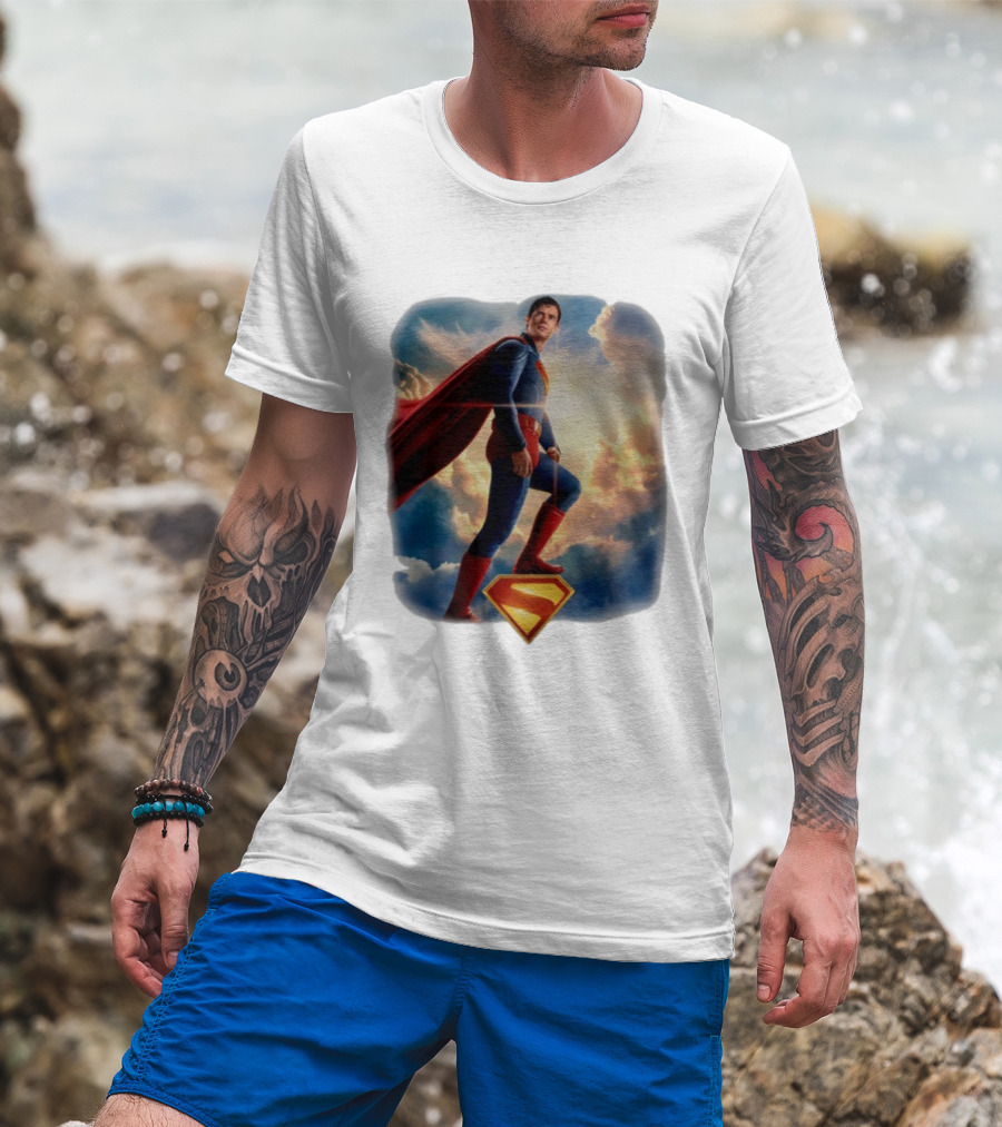 Superman 2025 Faded Standing Iconic Cape And Emblem T-Shirt