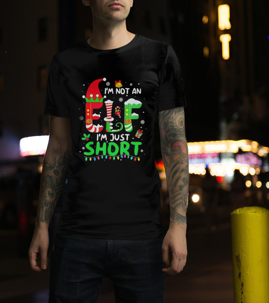 I'm Not An Elf I'm Just Short Christmas Funny Holiday Lights Snowflakes T-Shirt