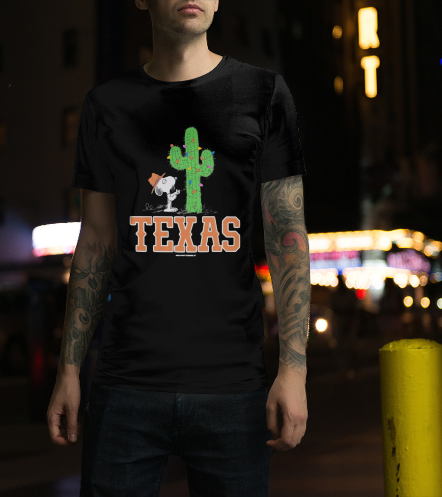 Snoopy Cactus Holiday Christmas Lights Texas T-Shirt