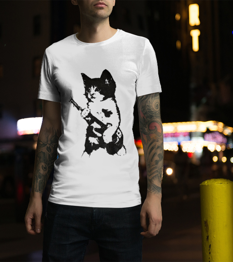 Rockstar Kitten Vintage Gun Holder Retro Style T-Shirt