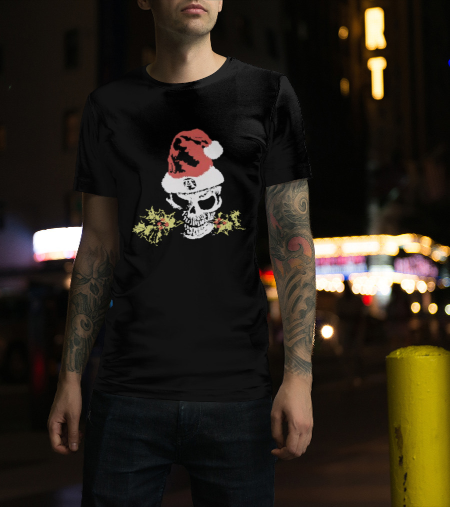 Alchemist Christmas Skull Santa Hat Holly Wreath T-Shirt