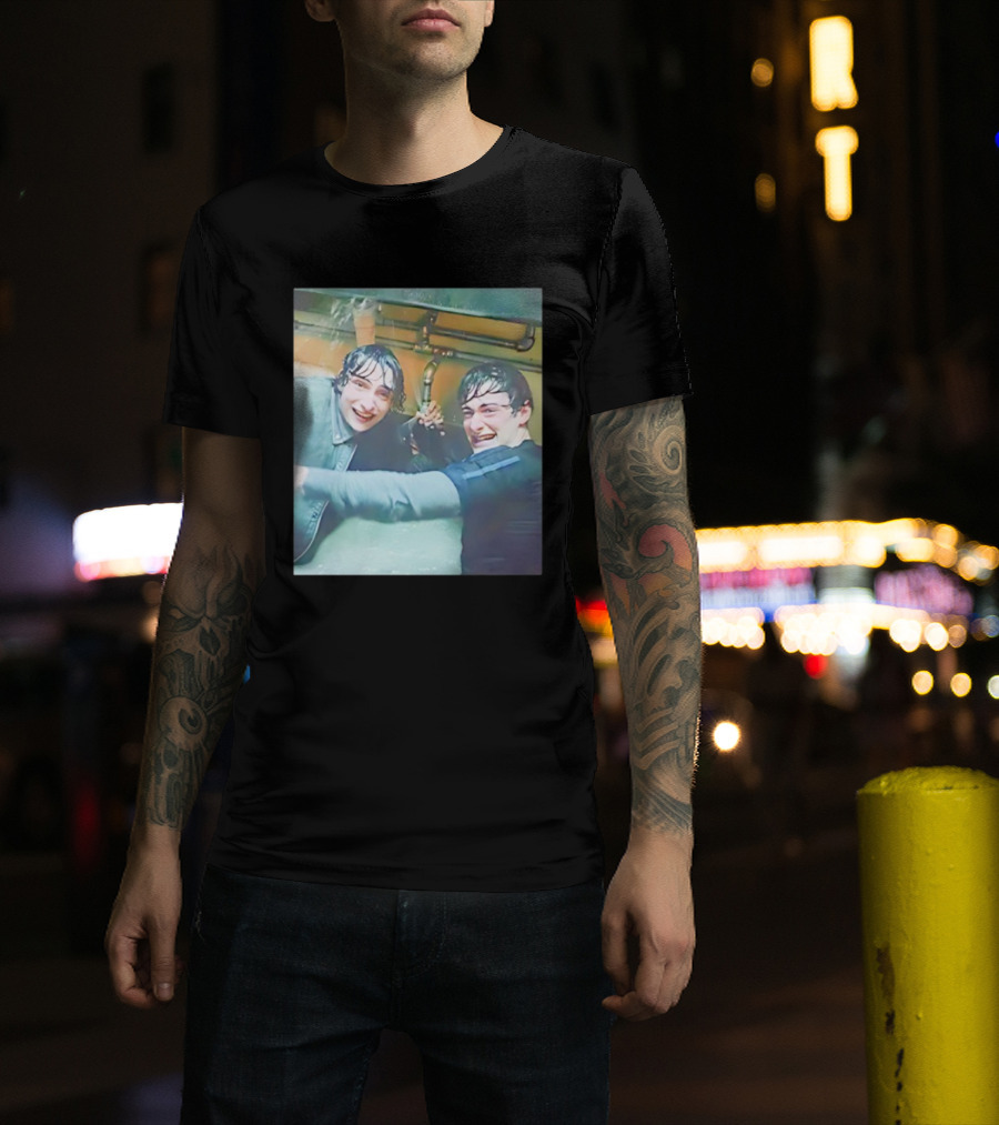 Mr Whatsit Will And Mike Stranger Things Photo Funny Wet Sink Scene T-Shirt