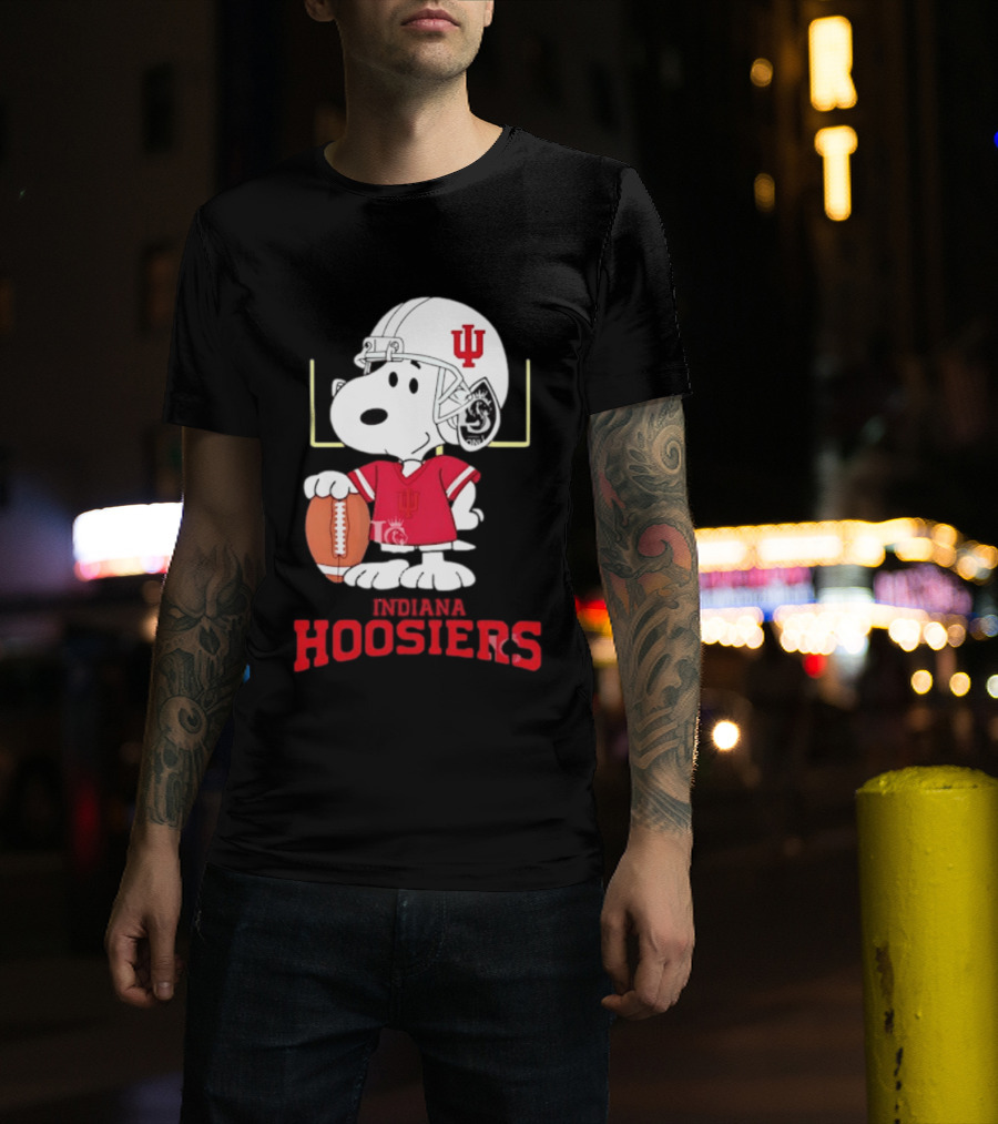 Snoopy Indiana Hoosiers Football Helmet Jersey Football Field T-Shirt