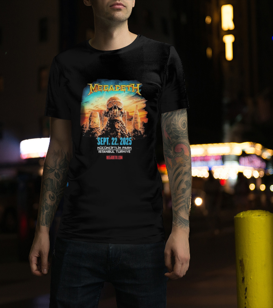 Megadeth September 22 2025 Küçükçiftlik Park Istanbul Turkey Skull T-Shirt