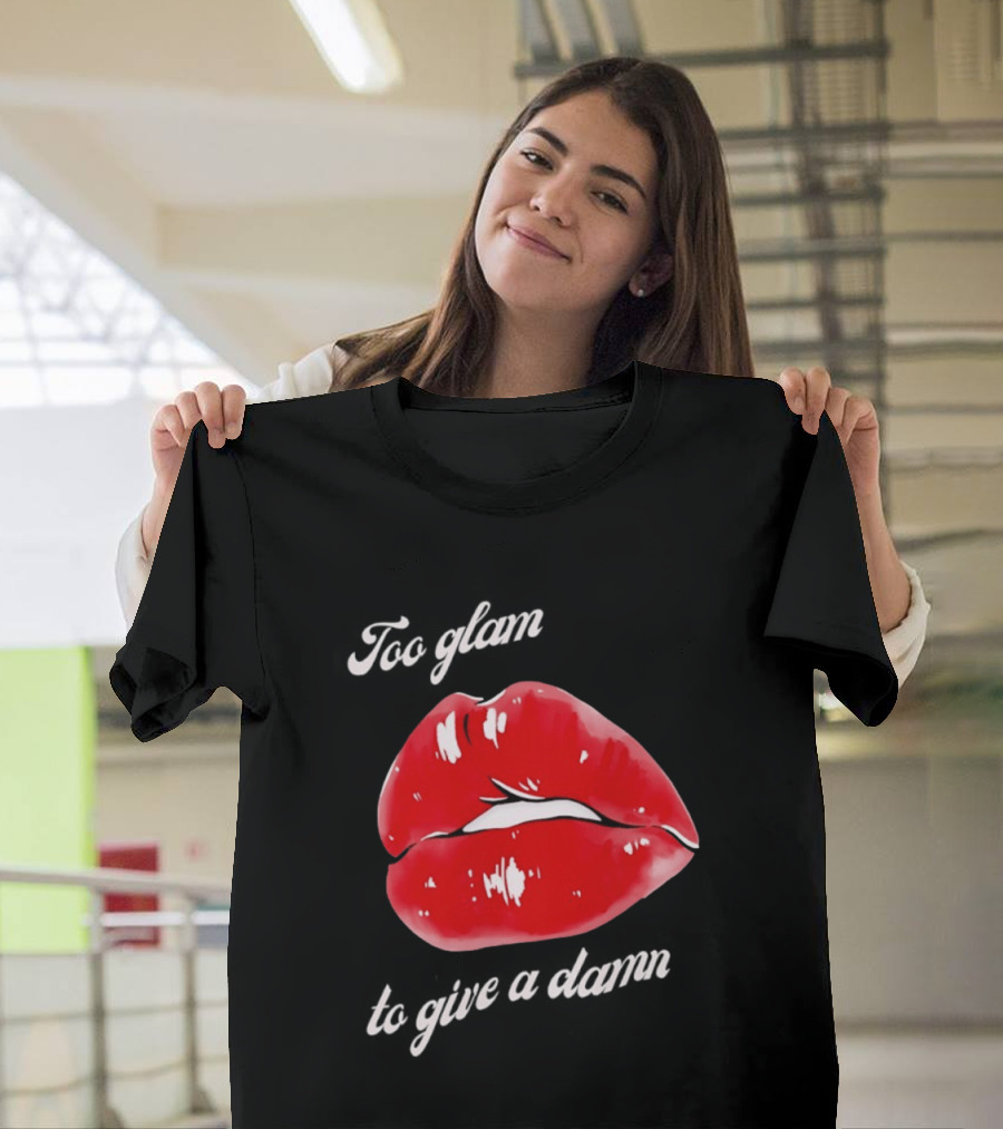 Too Glam Red Lips Attitude T-Shirt