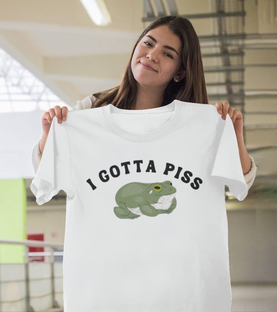 I Gotta Piss Frog Meme Humor T-Shirt