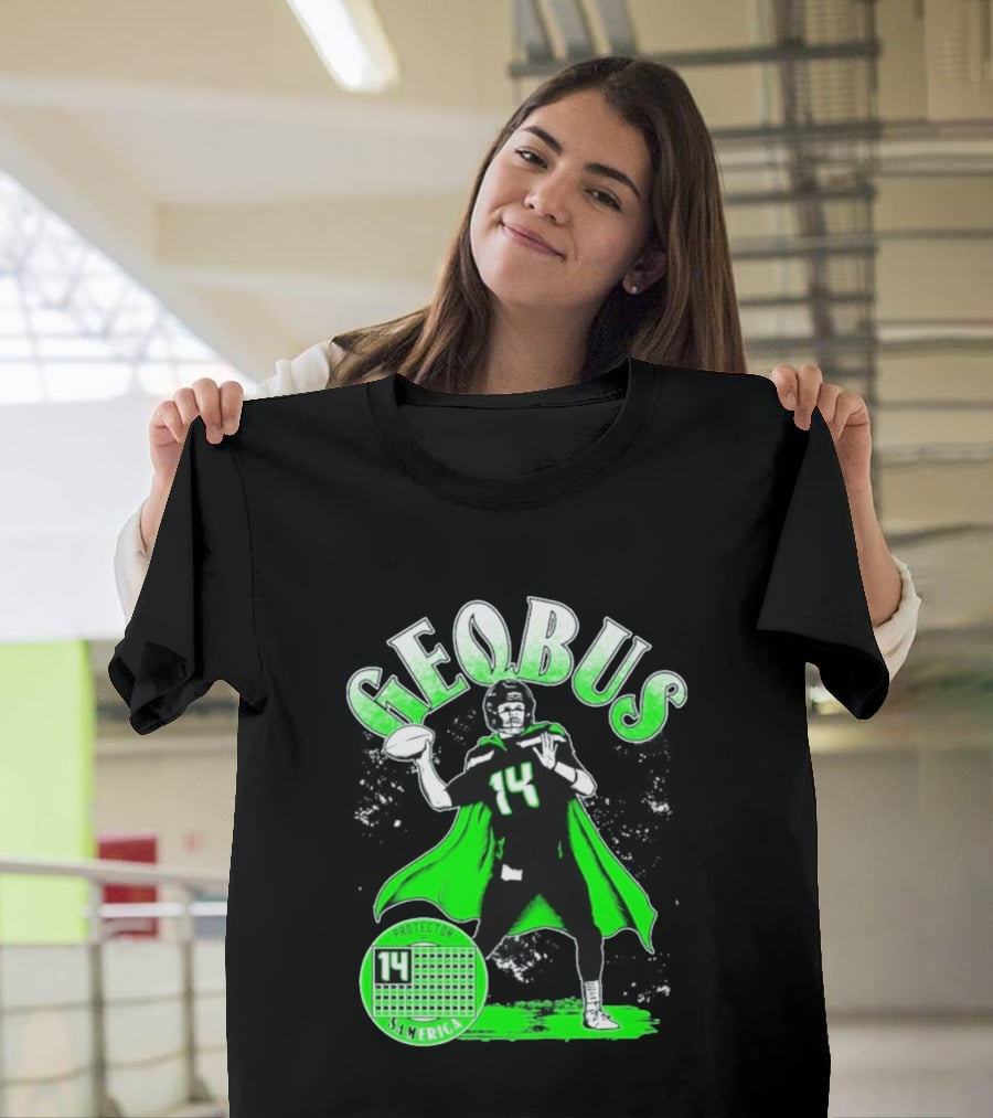 Geqbus Protector 14 Sam Erica Football Hero Green Cape T-Shirt