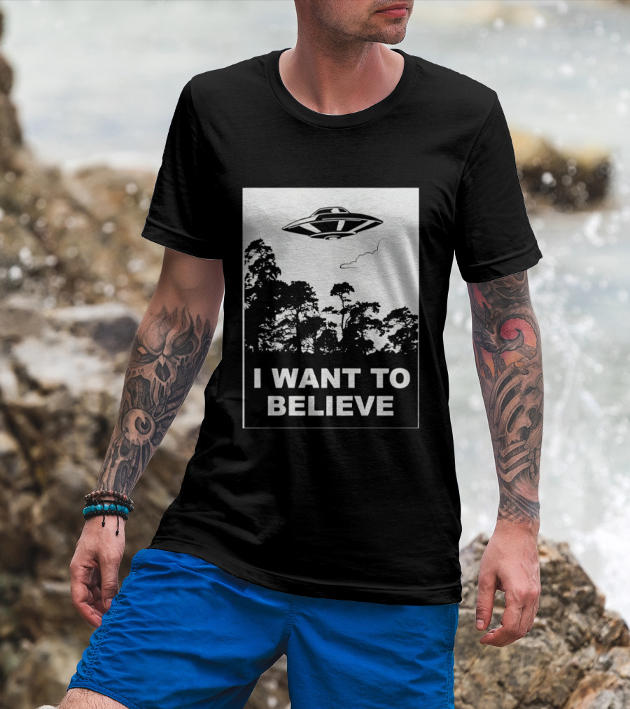 UFO I Want To Believe Flying Saucer Forest T-Shirt