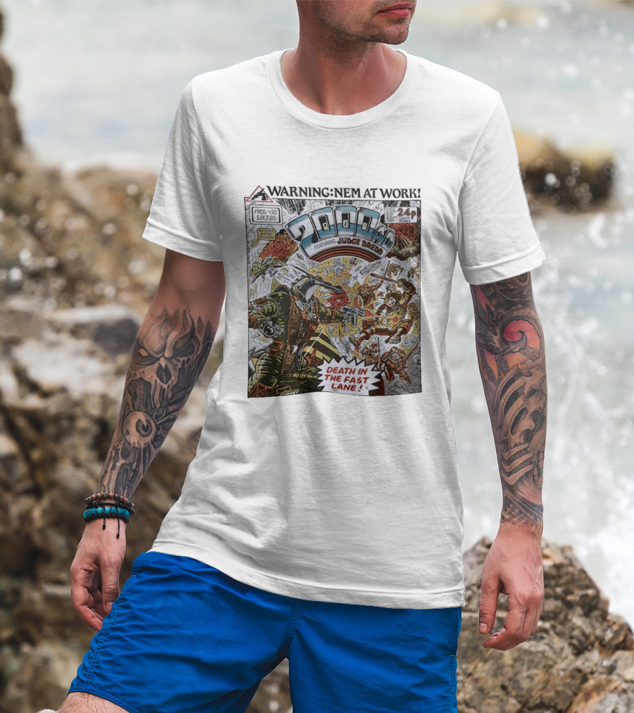 2000 AD Featuring Judge Dredd Death In The Fast Lane Warning Nem At Work Prog 438 Oct 85 T-Shirt