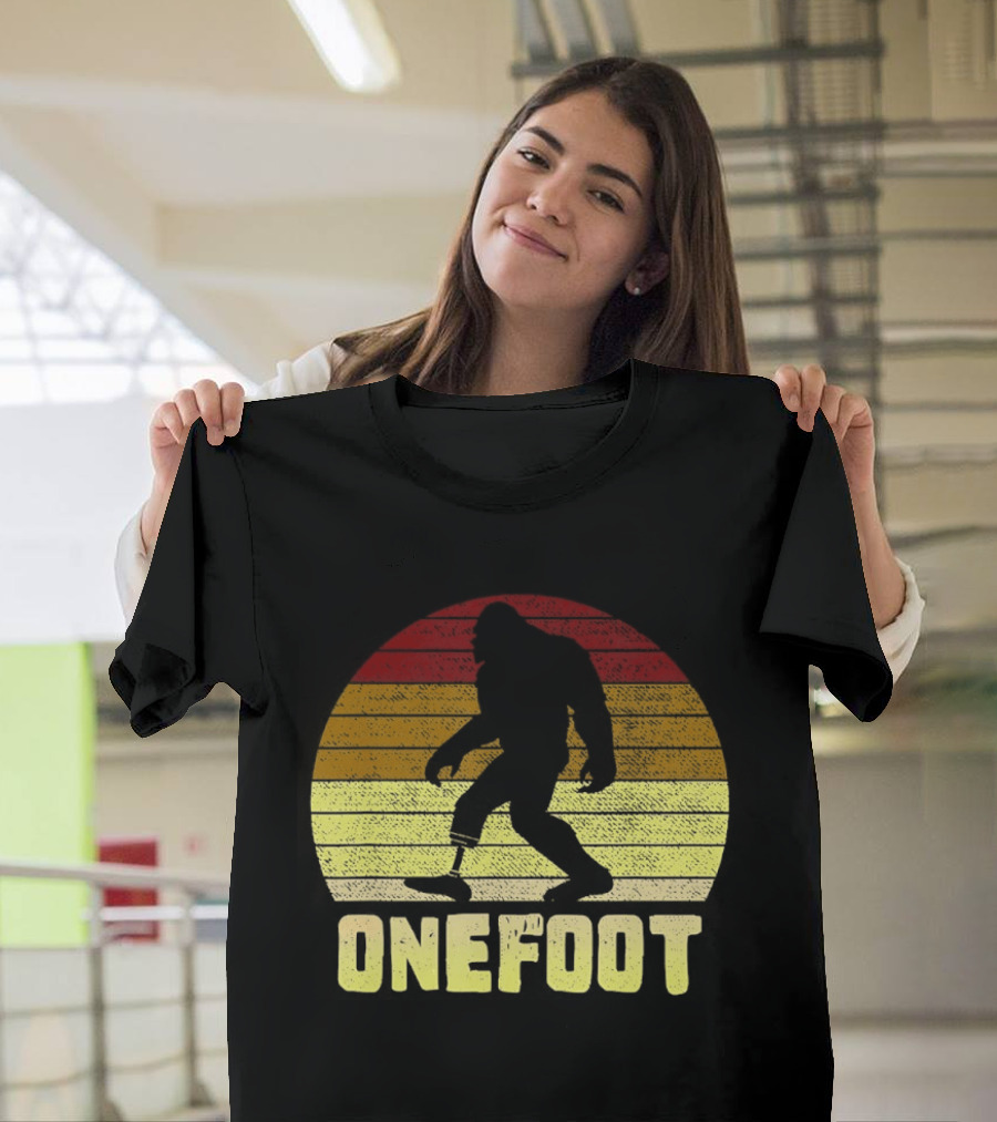 Bigfoot Artificial Leg Onefoot Silhouette Sunset T-Shirt