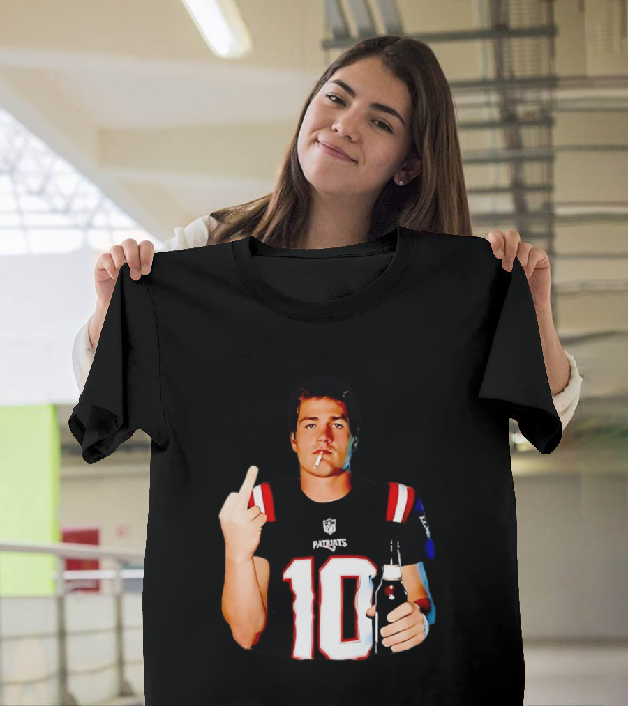 Drake Maye Middle Finger Smoking Holding Beer Can New England Patriots 10 T-Shirt
