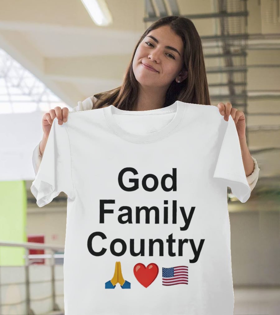 God Family Country Praying Hands Heart USA Flag T-Shirt