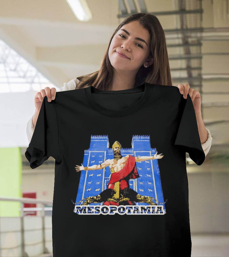 Mesopotamia Ancient Ziggurat Warrior Embrace T-Shirt