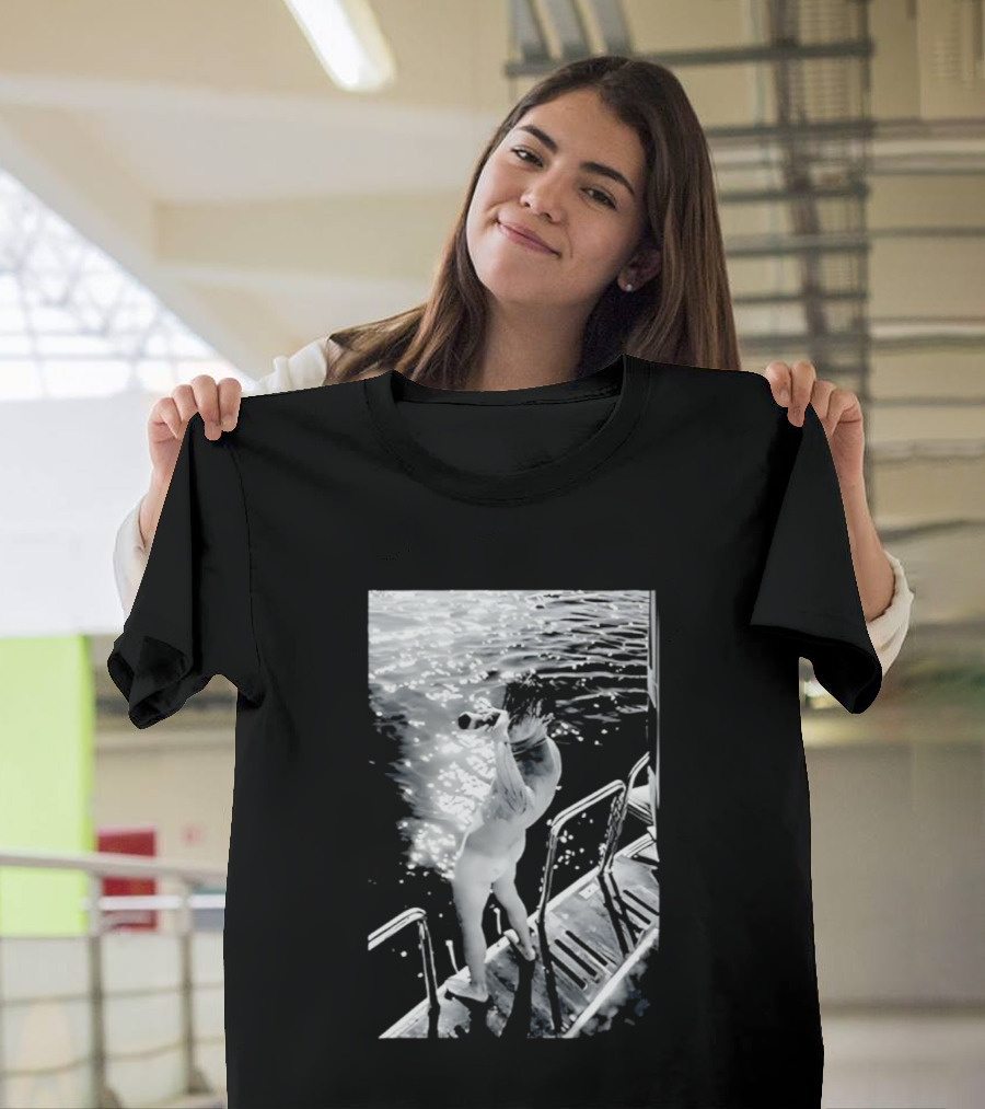 Yungblud Naked and Jumping into Water Scene T-Shirt