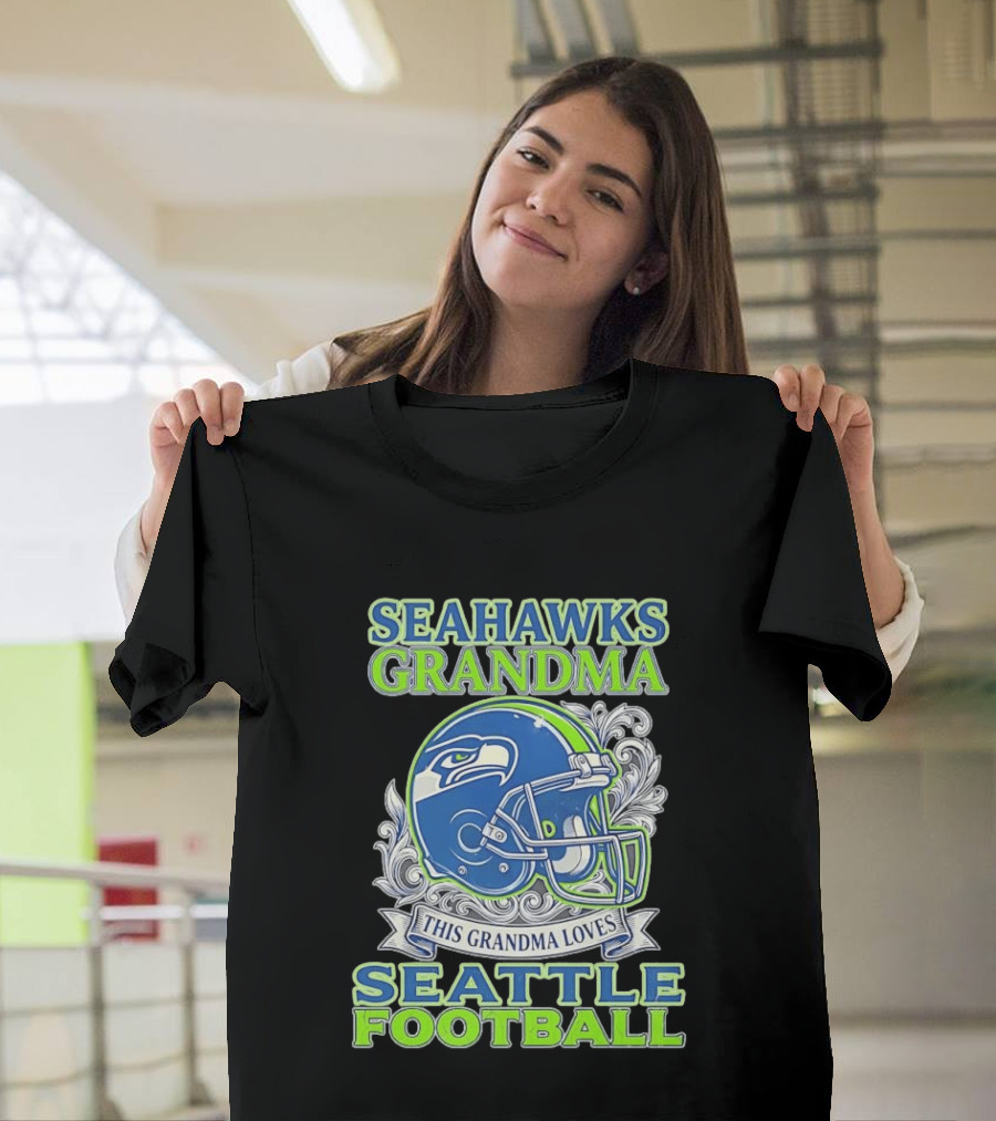Seahawks Grandma Loves Seattle Football Helmet Seahawks Grandma T-Shirt