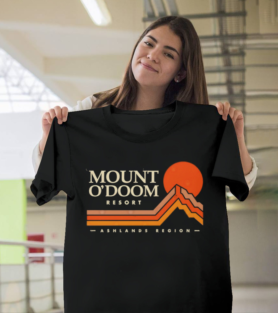 Mount O'Doom Resort Ashlands Region Sunset Retro Mountain T-Shirt