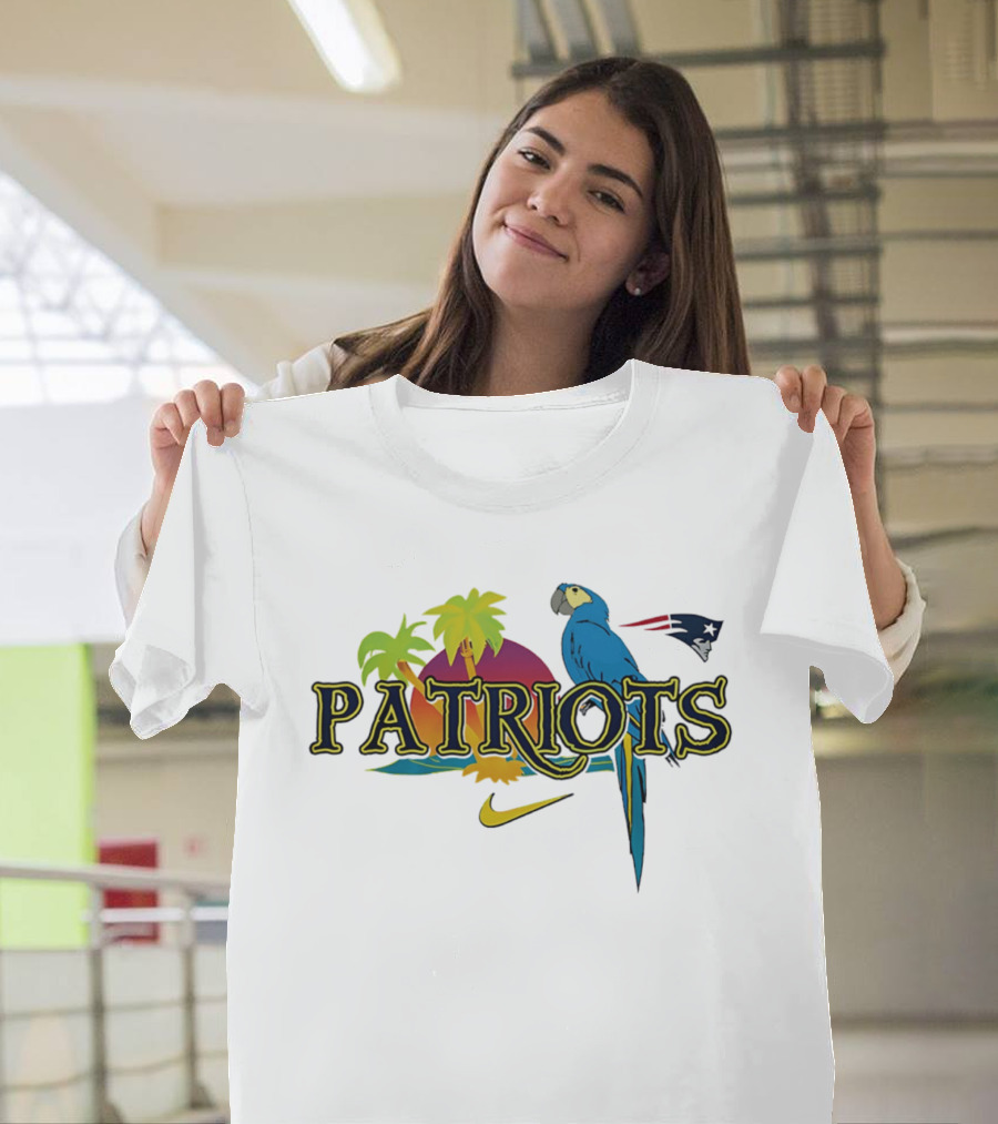 New England Patriots Tropical Parrot Sunset Nike Sports Fan T-Shirt