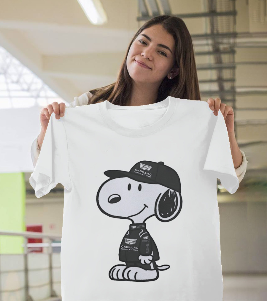 Peanuts Snoopy Cadillac Formula 1 Team Racing Outfit T-Shirt