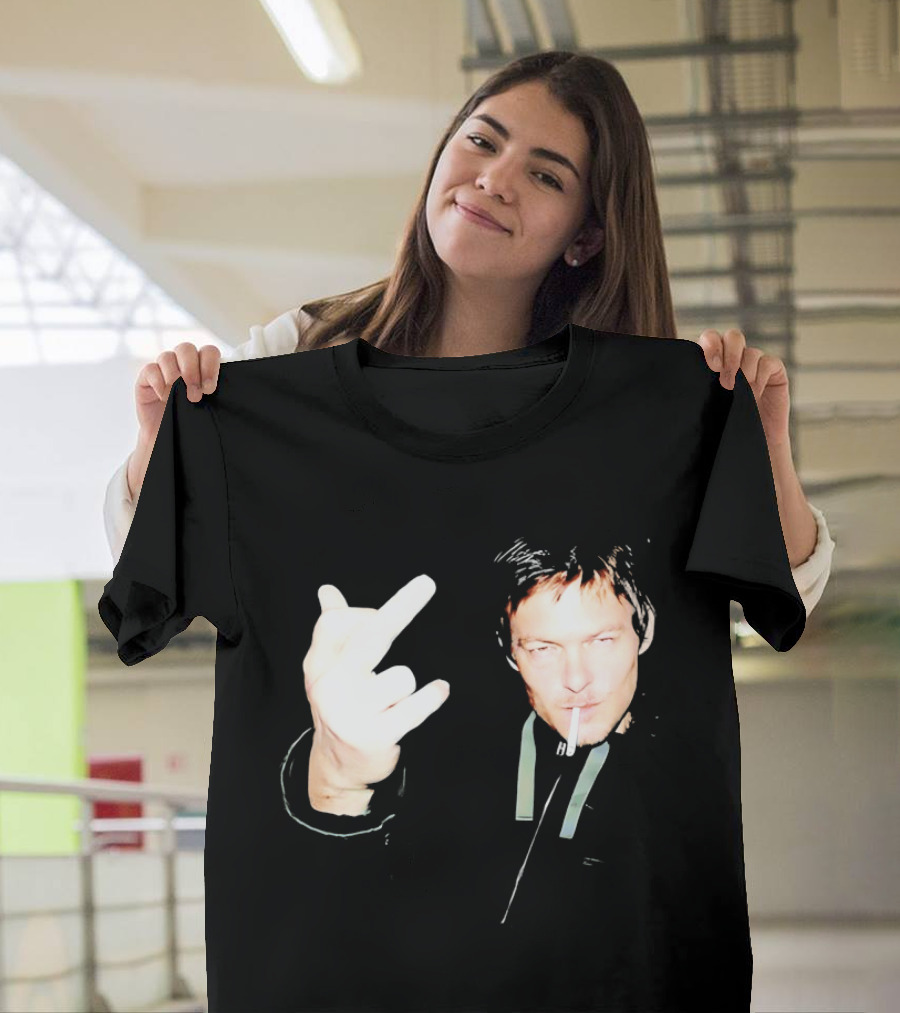 Norman Reedus The Walking Dead Daryl Dixon Middle Finger Smoking T-Shirt