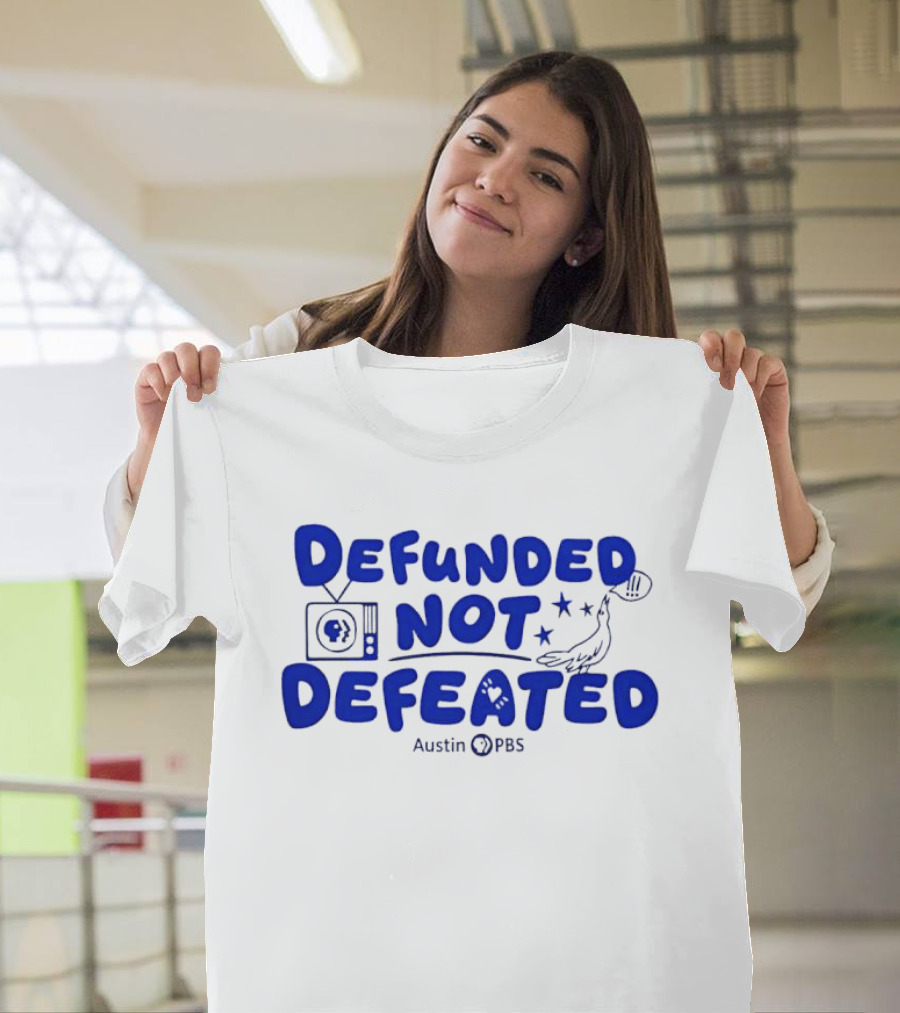 Defunded Not Defeated Austin PBS Vintage Television And Bird T-Shirt