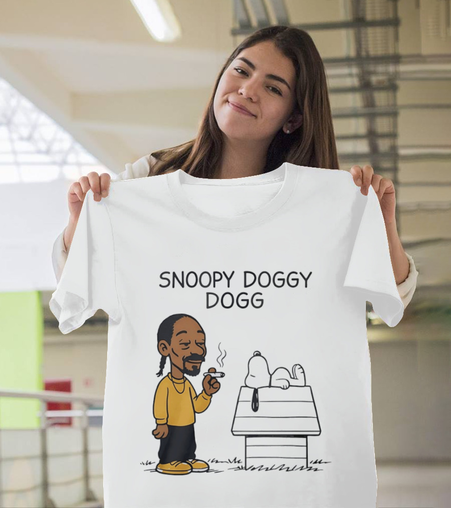 Snoopy Doggy Dogg Snoop Dogg And Snoopy Mashup T-Shirt