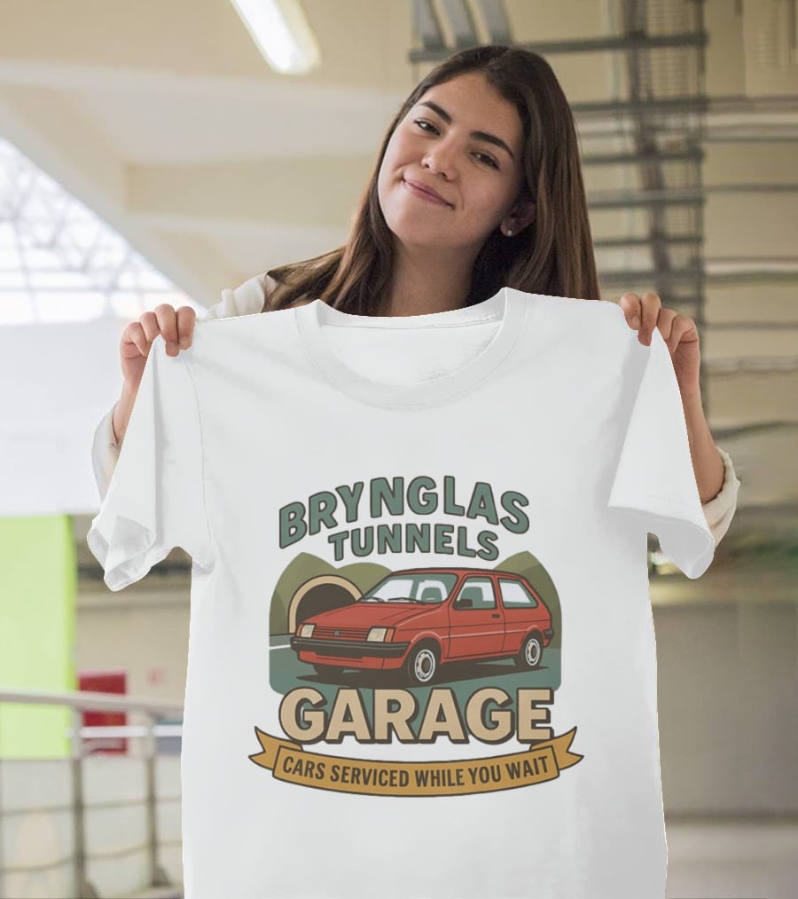 Brynglas Tunnels Garage Red Car Service Cars Serviced While You Wait T-Shirt