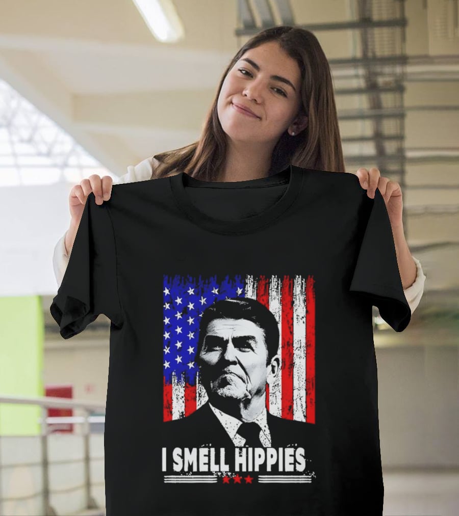 I Smell Hippies Reagan USA Flag Stars And Stripes T-Shirt