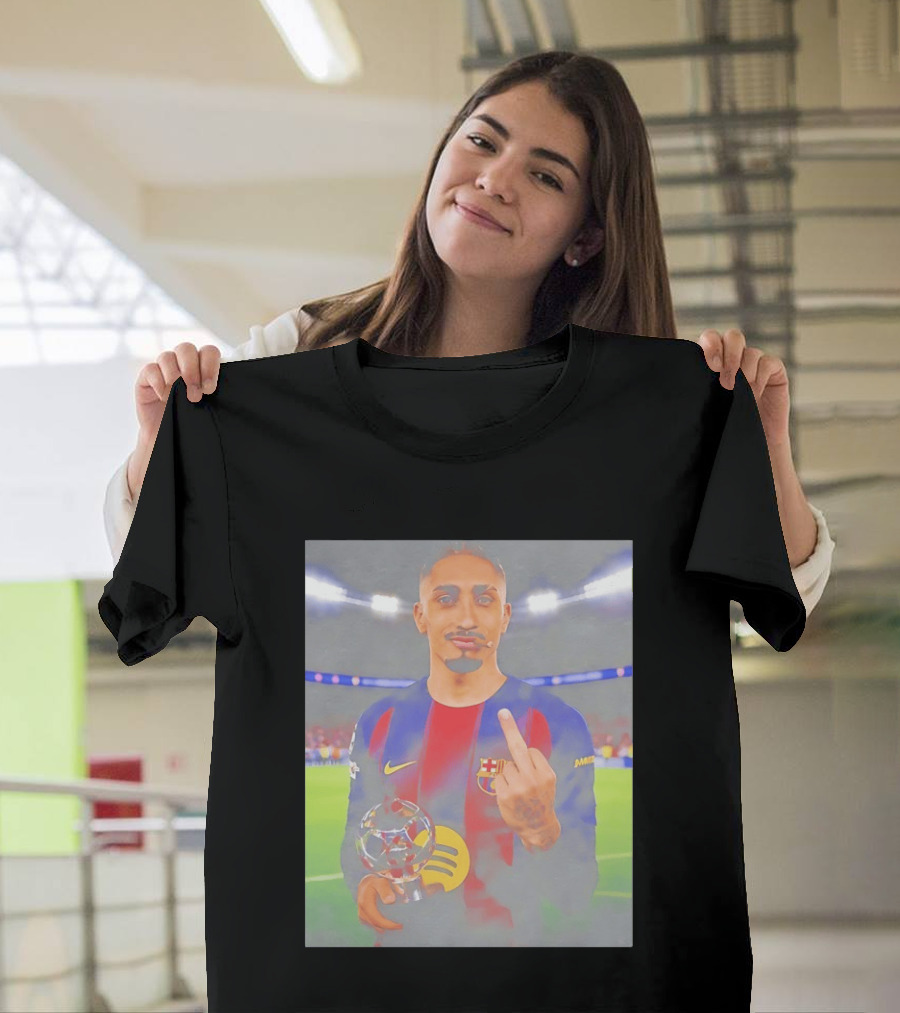Raphinha Barcelona Middle Finger Gesture Soccer Stadium Scene T-Shirt