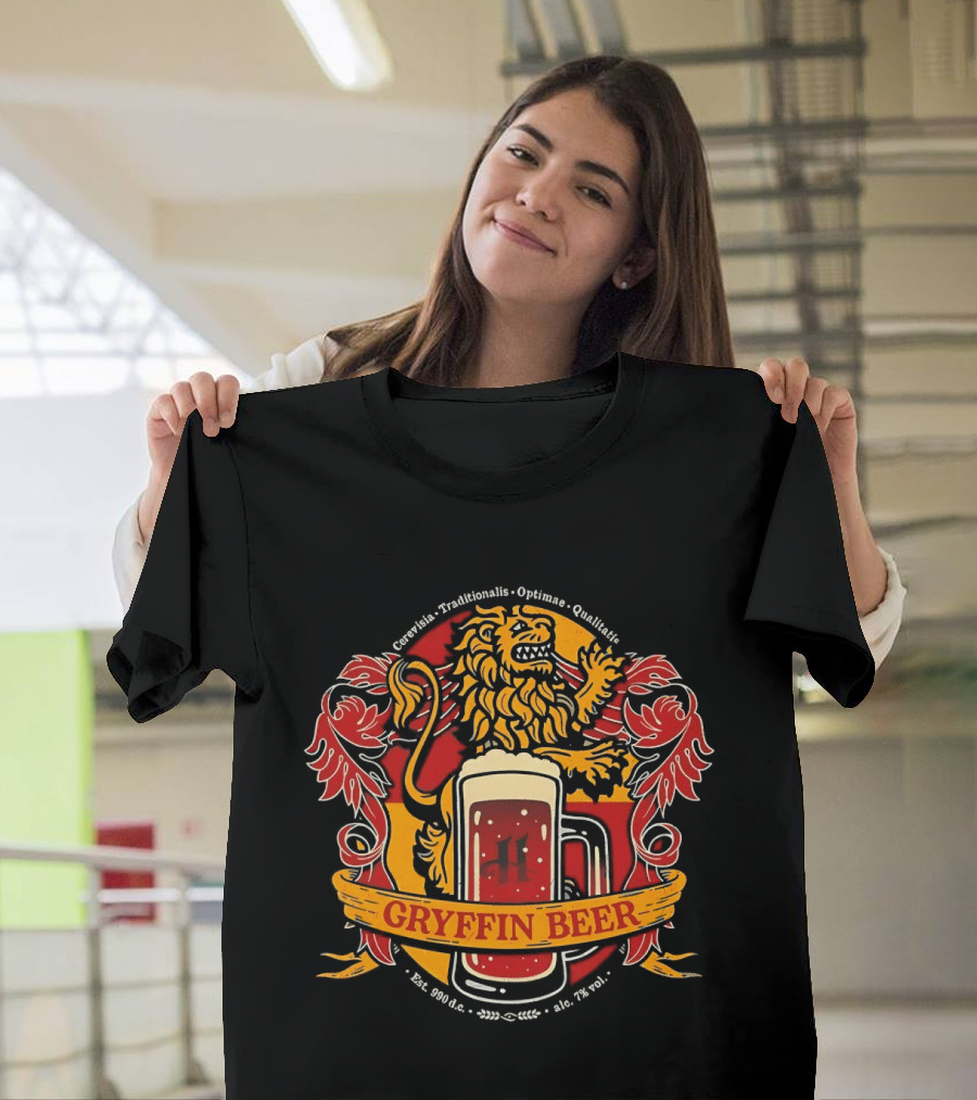 Gryffin Beer Cerevisia Traditionalis Optimae Qualitatis Est 990 D C Lion Crest T-Shirt