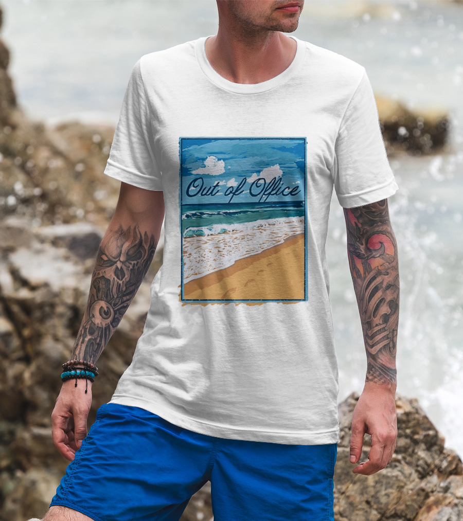 Out Of Office Beach Painting Photo 2025 Blue Sky Ocean Waves Sand T-Shirt