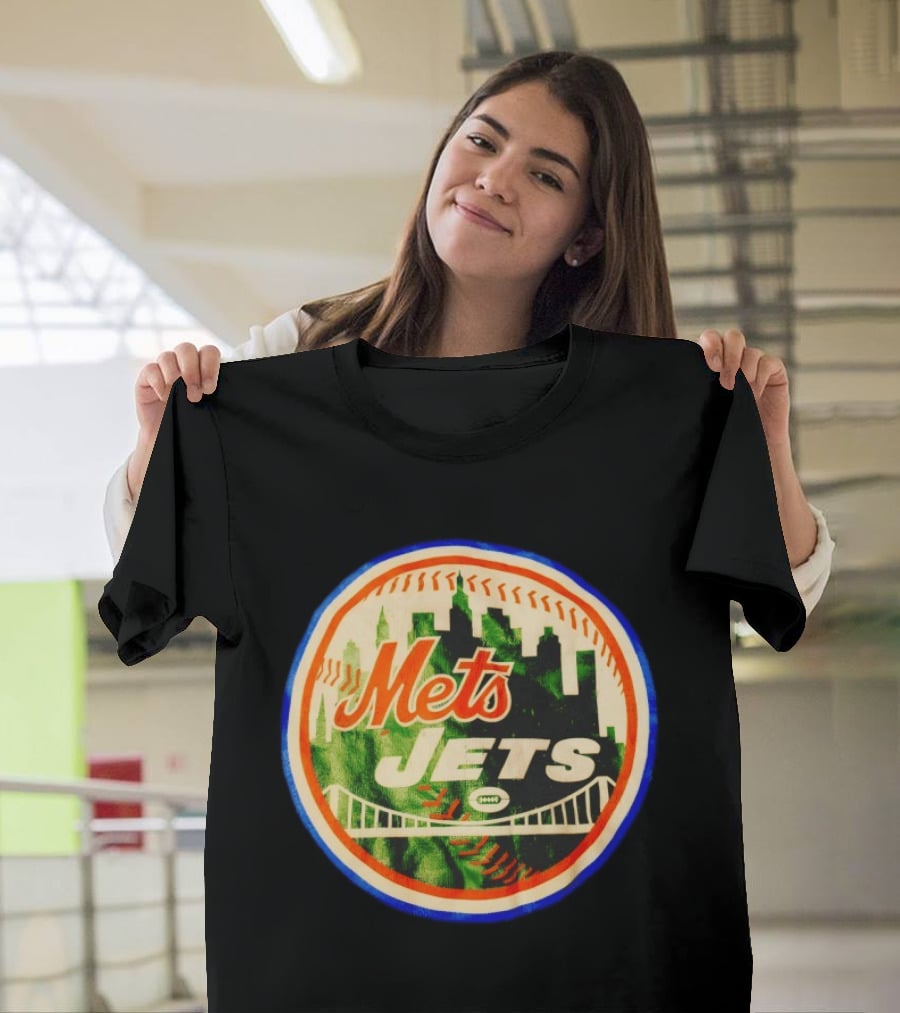 New York Mets Jets Football Baseball Crossover Skyline Bridge T-Shirt