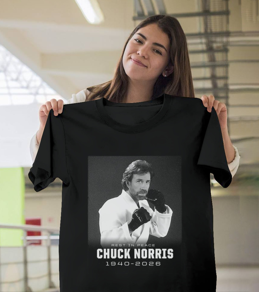 Rest In Peace Chuck Norris 1940 2026 Legend T-Shirt