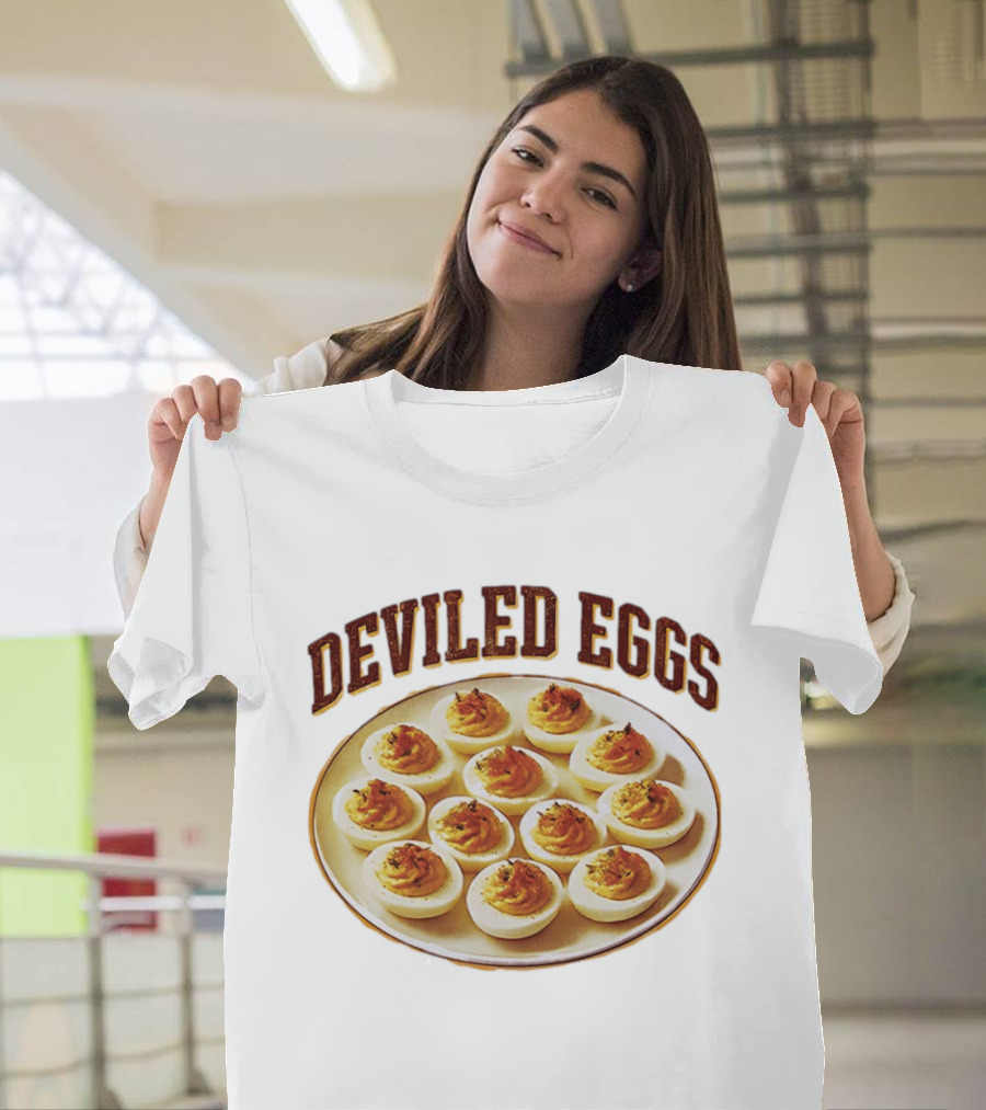 Deviled Eggs Plate Vintage Snack Classic Retro Style 2025 T-Shirt