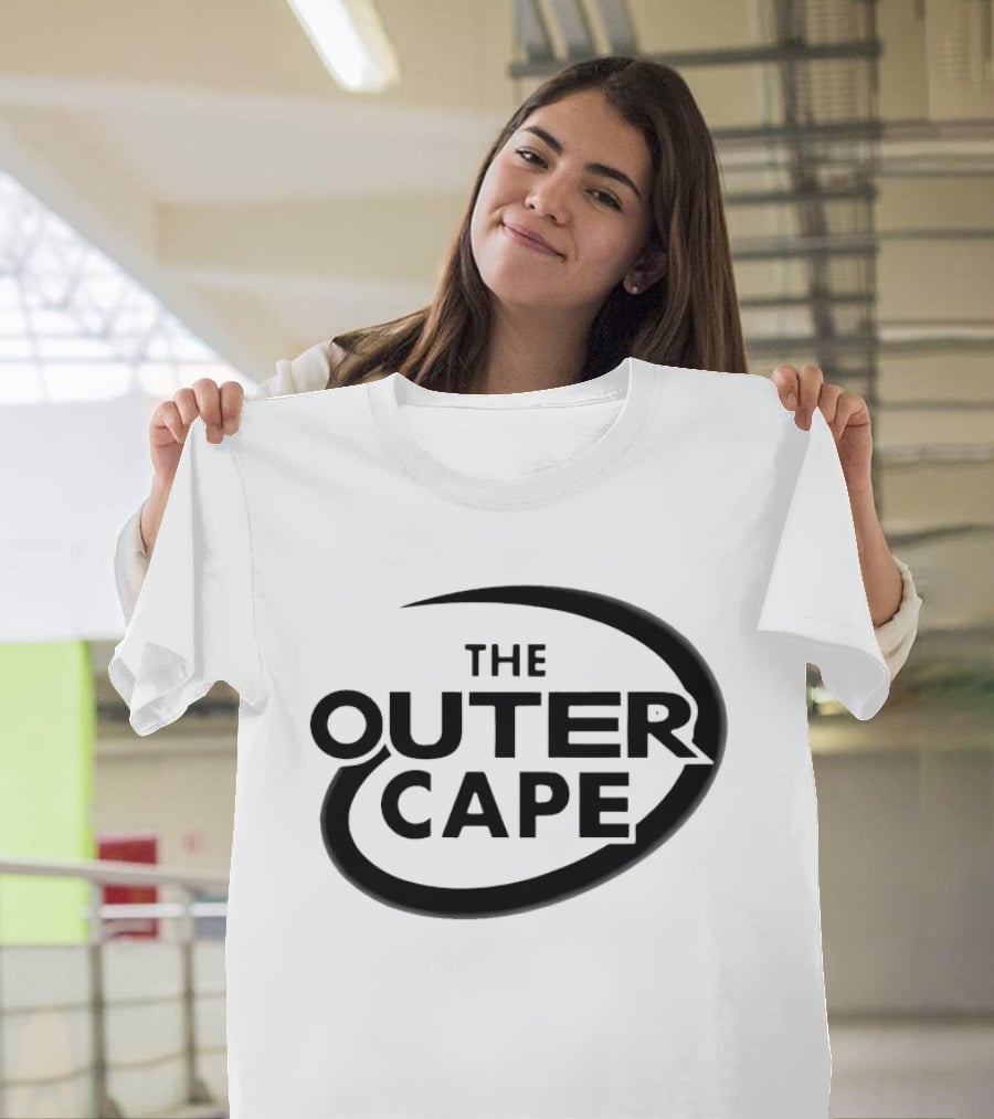 The Outer Cape Retro Style Bold Text Oval Highlight T-Shirt
