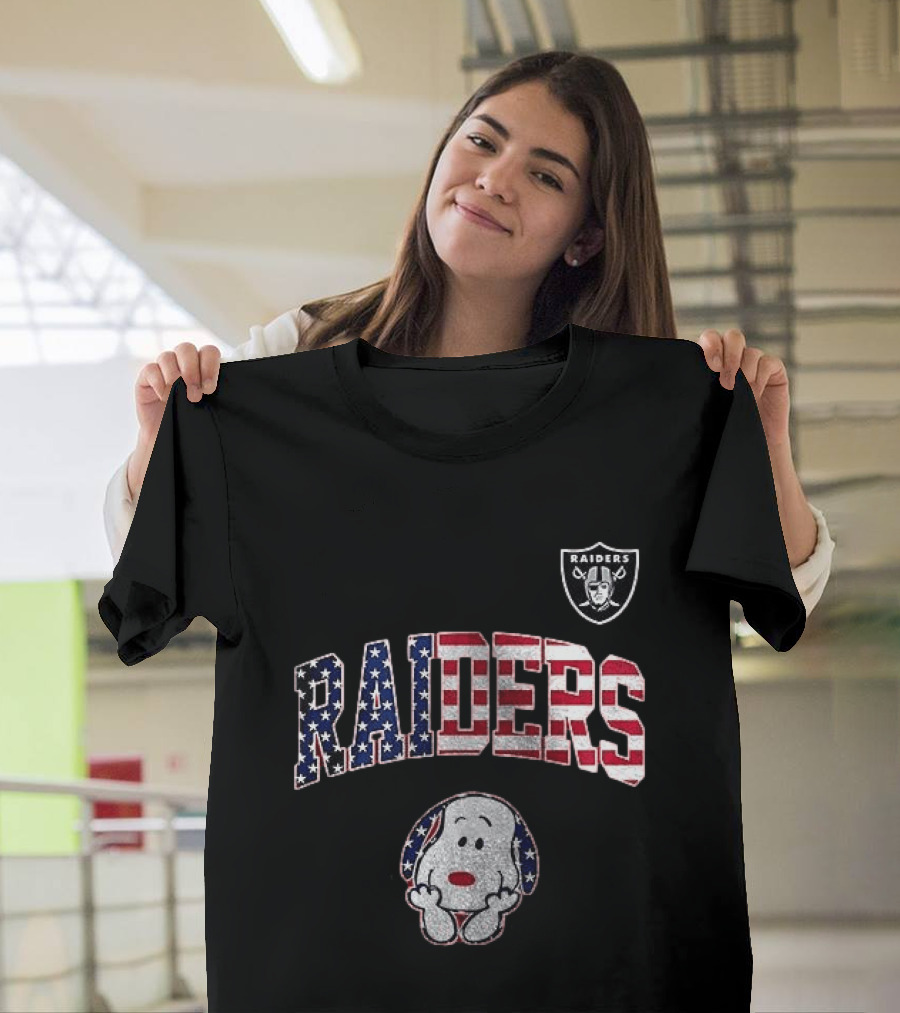 Las Vegas Raiders Peanuts Snoopy USA America 250th Anniversary T-Shirt