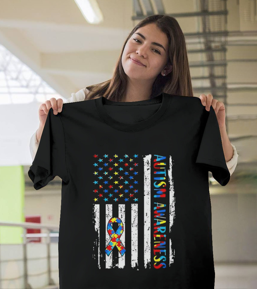 USA Flag Autism Awareness Ribbon Puzzle Pieces T-Shirt