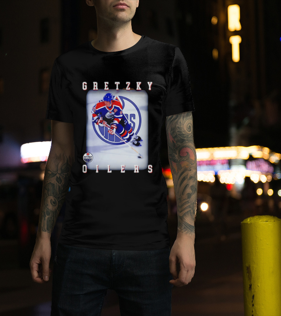 Wayne Gretzky Edmonton Oilers Iconic NHL Legend Action Shot T-Shirt