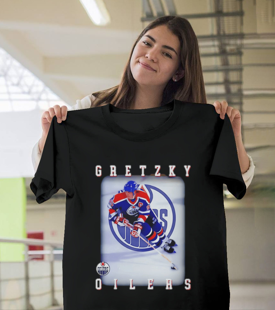 Wayne Gretzky Edmonton Oilers Iconic NHL Legend Action Shot T-Shirt